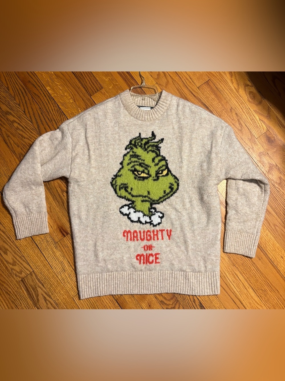 American Eagle Outfitters Beige Crewneck with Green Grinch Graphic and Red Text